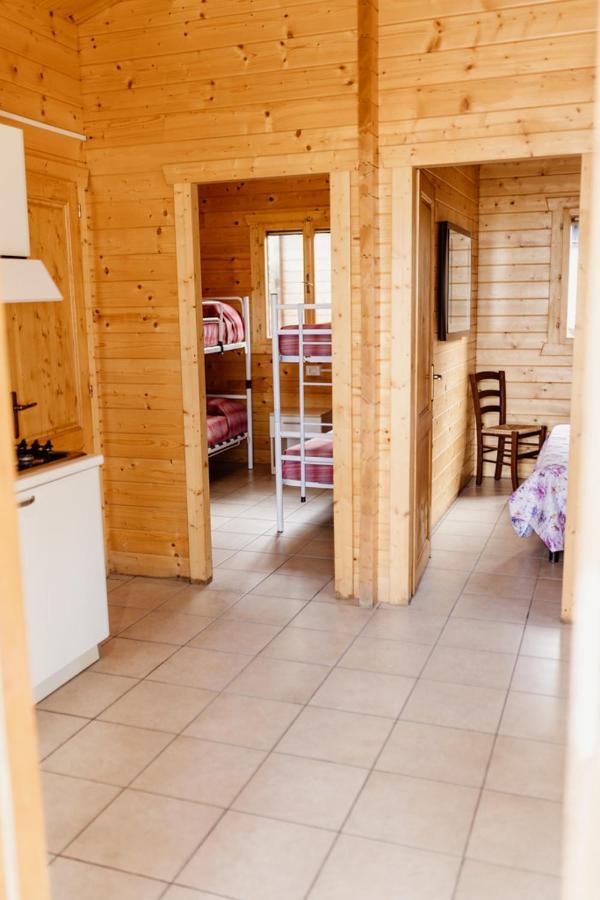 Camping La Pineta Порто-Реканаті Екстер'єр фото