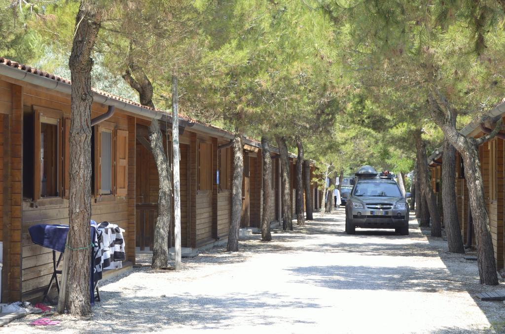 Camping La Pineta Порто-Реканаті Екстер'єр фото